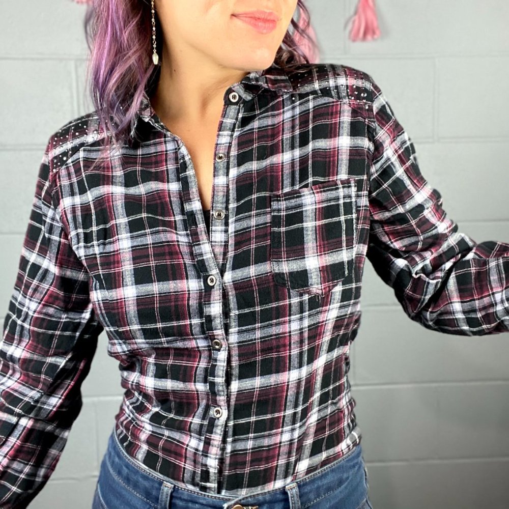 Maurices Purple Black Plaid Button Up Long Sleeve Top